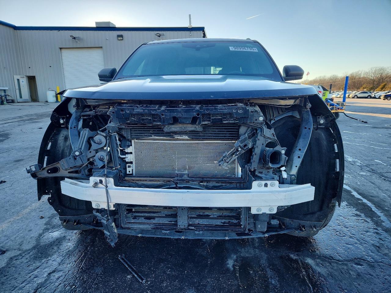 2020 FORD EXPLORER XLT photo 5