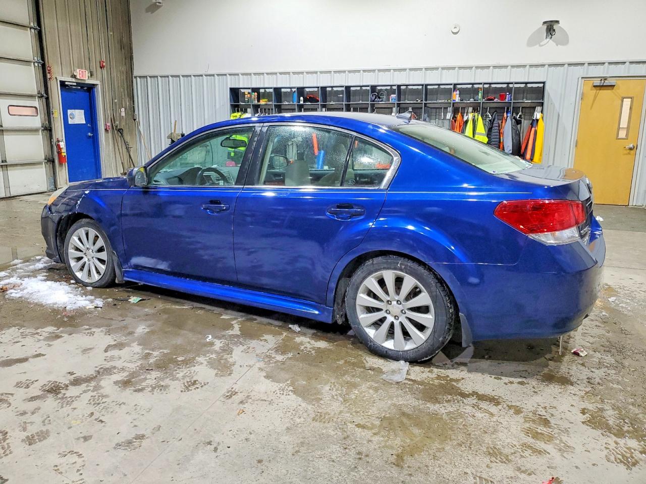2011 SUBARU LEGACY 2.5I LIMITED photo 3