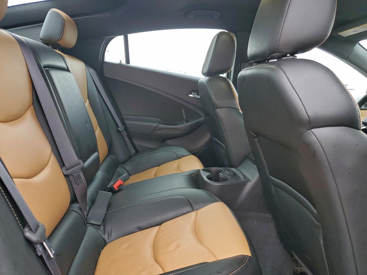 2017 CHEVROLET VOLT PREMIER photo 10