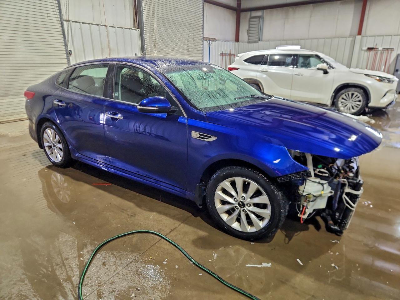 2018 KIA OPTIMA LX photo 4