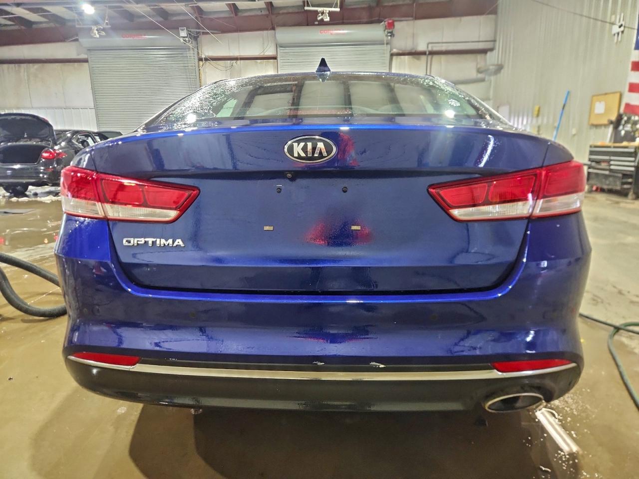 2018 KIA OPTIMA LX photo 6