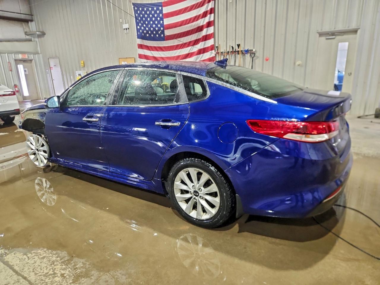 2018 KIA OPTIMA LX photo 2