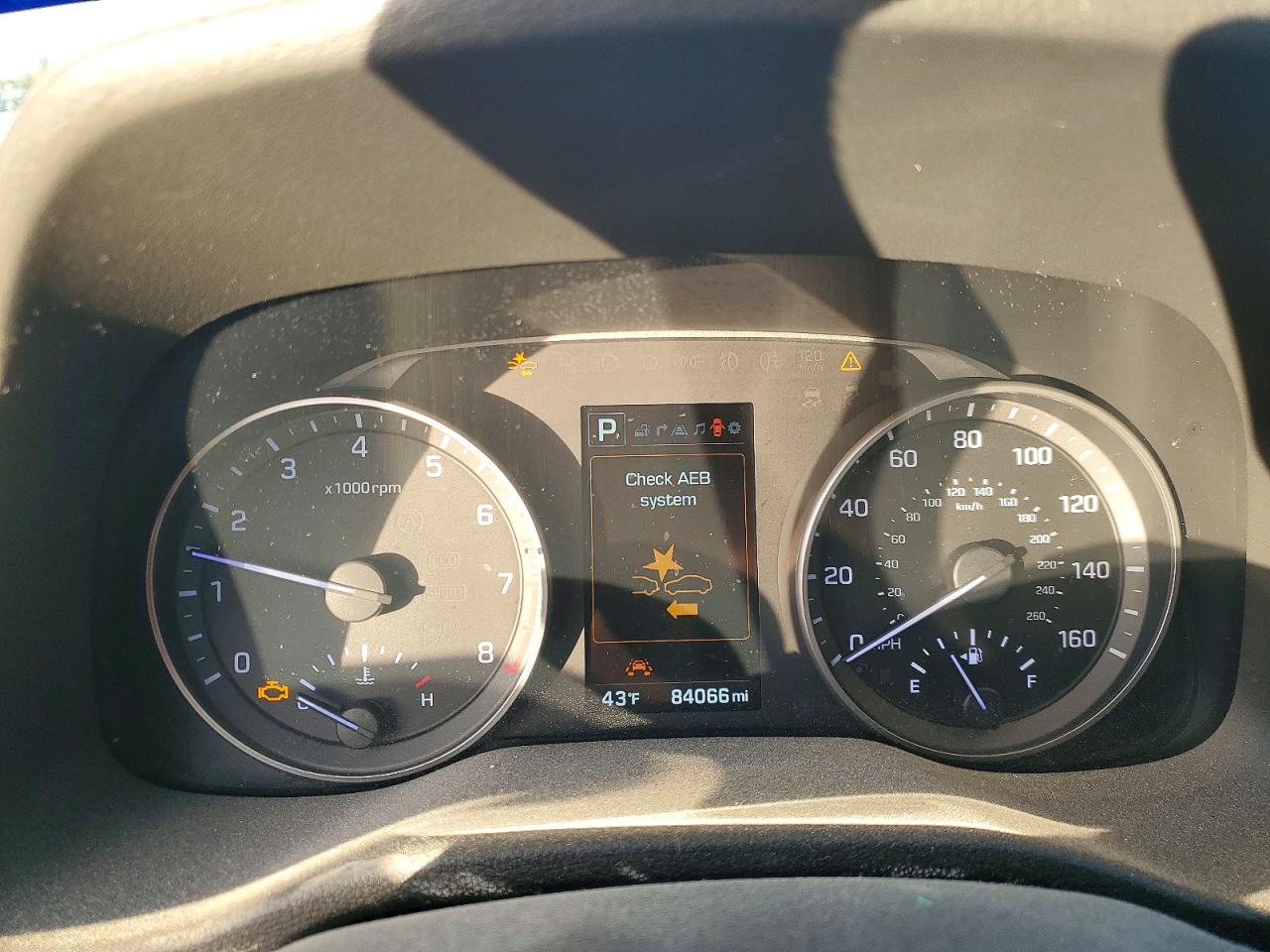 2017 HYUNDAI ELANTRA SE photo 9