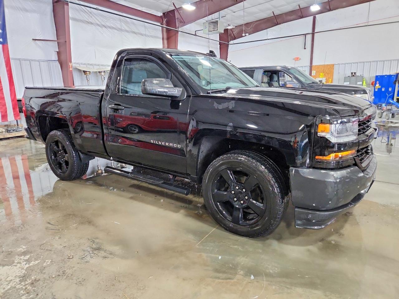 2016 CHEVROLET SILVERADO C1500 photo 4