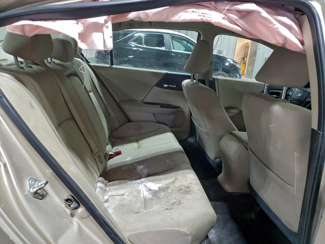 2015 HONDA ACCORD LX photo 19