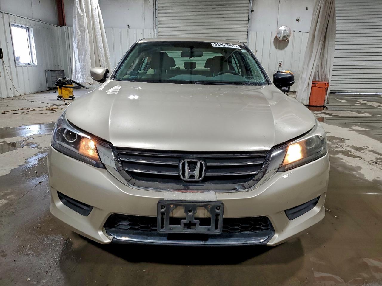 2015 HONDA ACCORD LX photo 9