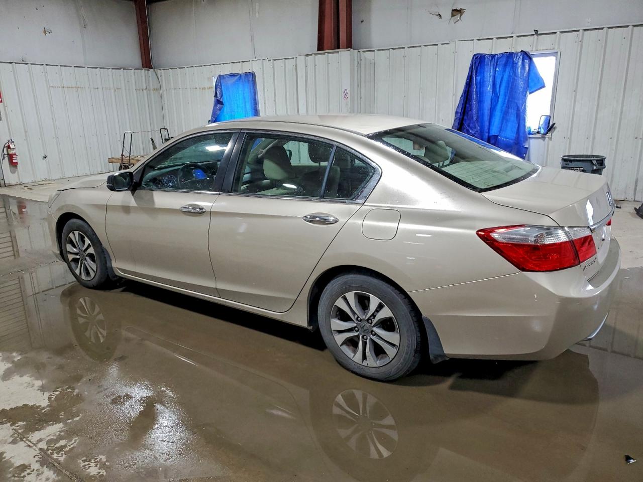 2015 HONDA ACCORD LX photo 3