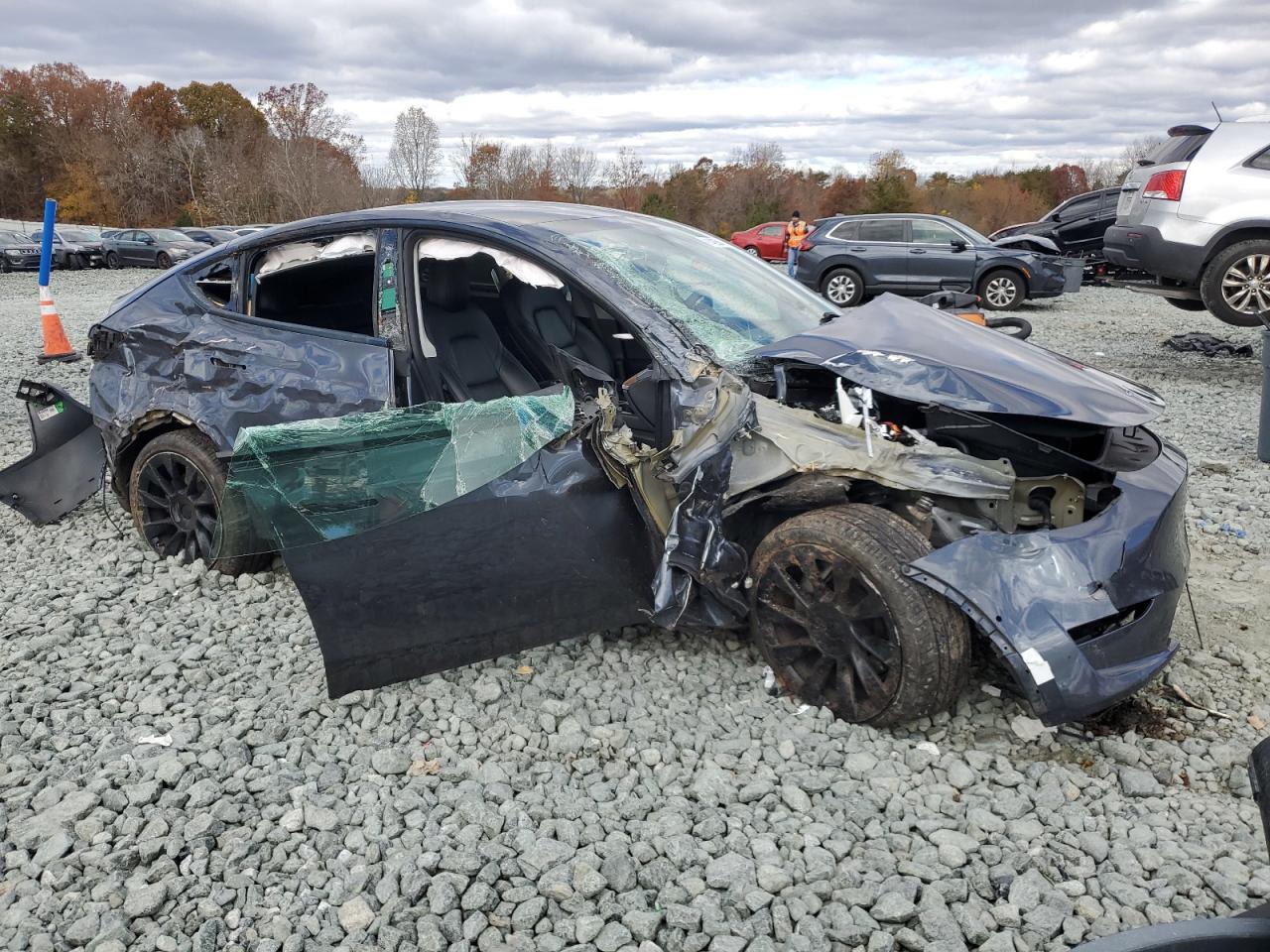 2021 TESLA MODEL Y photo 4