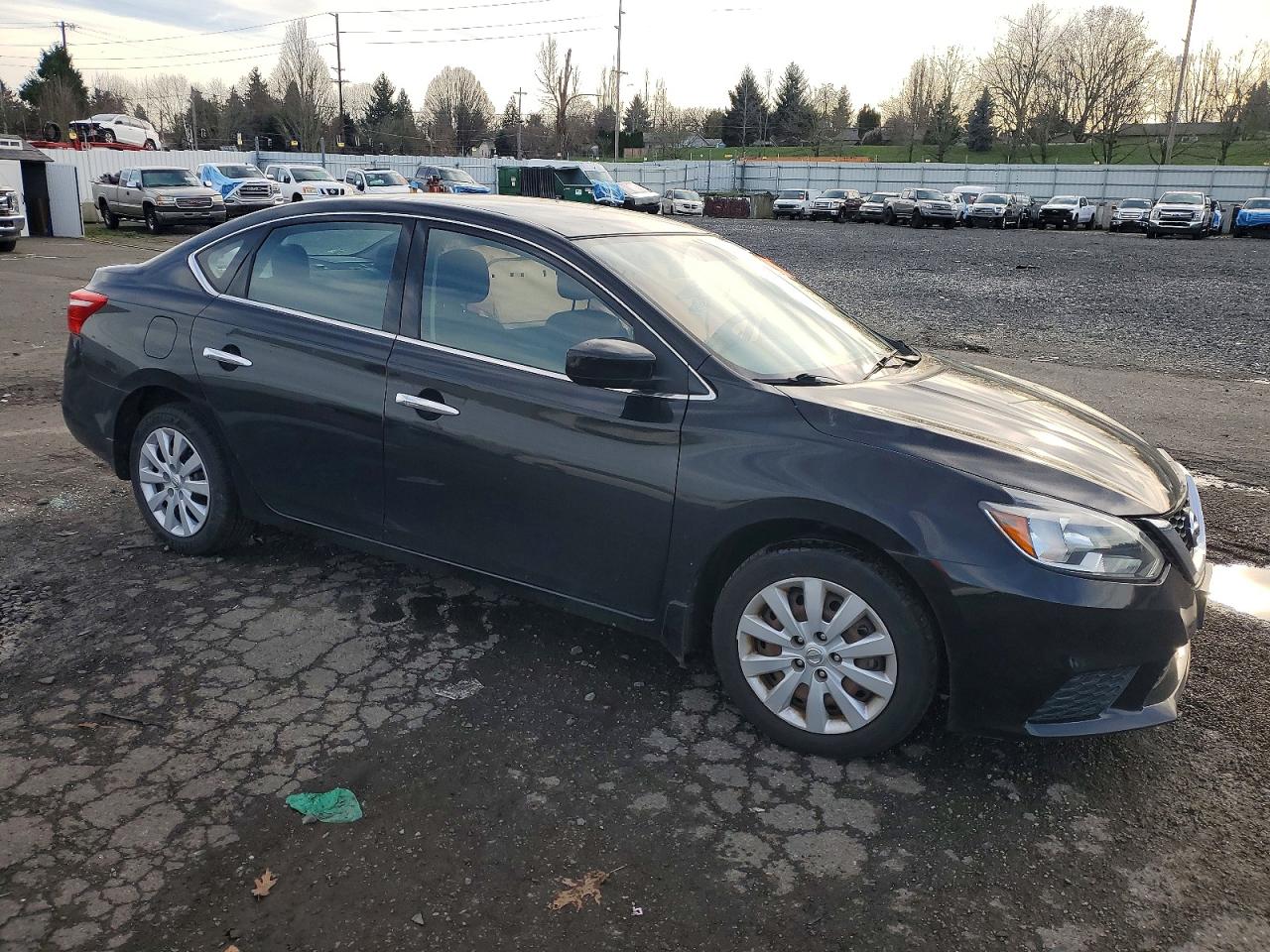2017 NISSAN SENTRA S photo 4