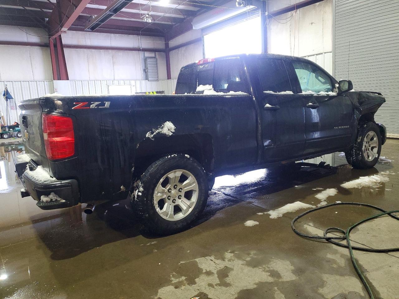 2018 CHEVROLET SILVERADO K1500 LT photo 3