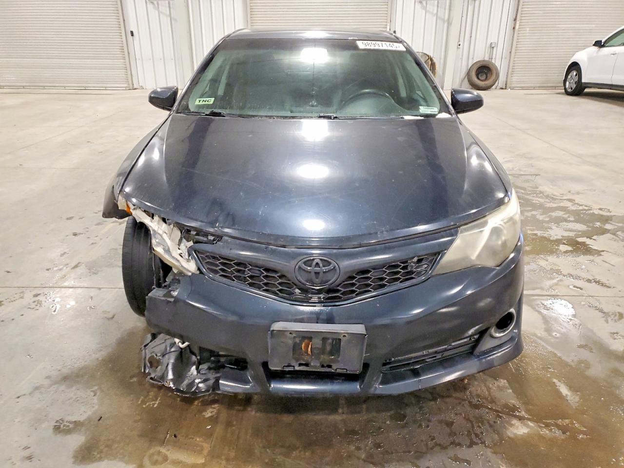 2012 TOYOTA CAMRY BASE photo 5