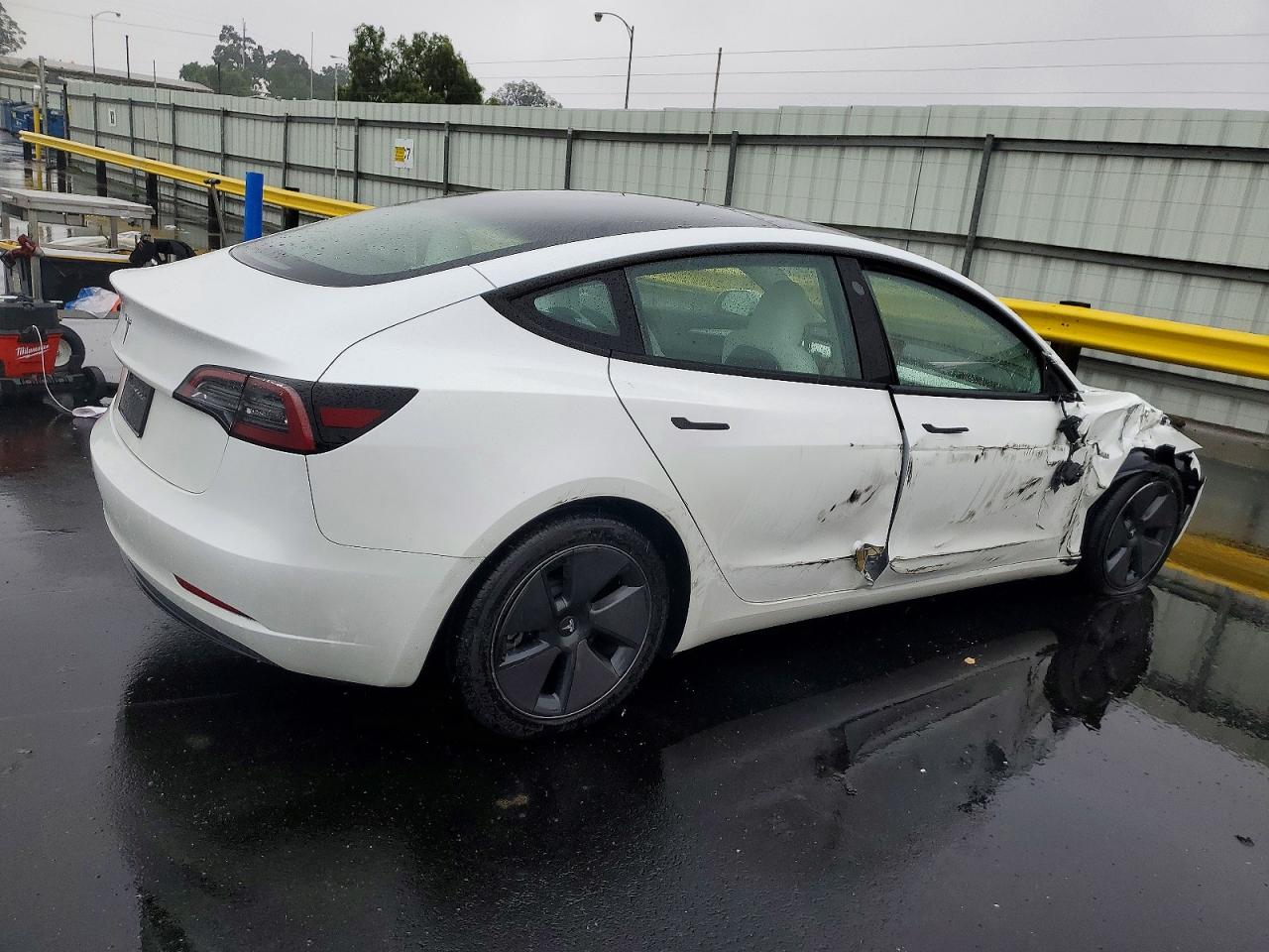 2023 TESLA MODEL 3 photo 7