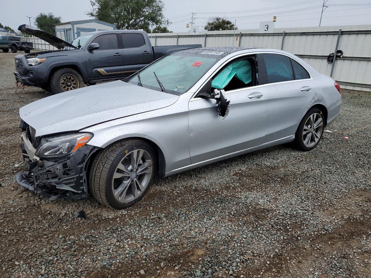 2015 MERCEDES-BENZ C