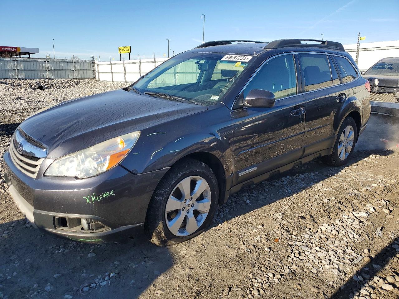 2011 SUBARU OUTBACK