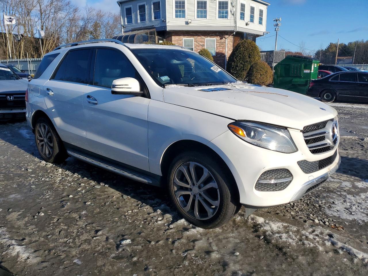 2016 MERCEDES-BENZ GLE 350 4MATIC photo 4