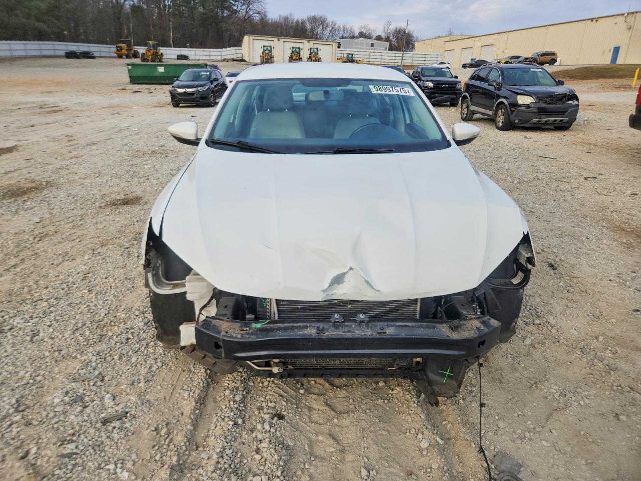2018 VOLKSWAGEN PASSAT S photo 5