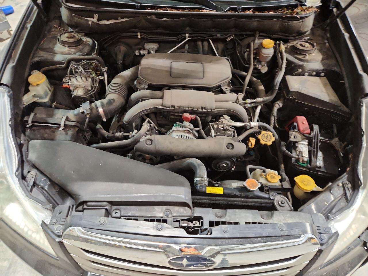 2010 SUBARU OUTBACK 2.5I PREMIUM photo 12