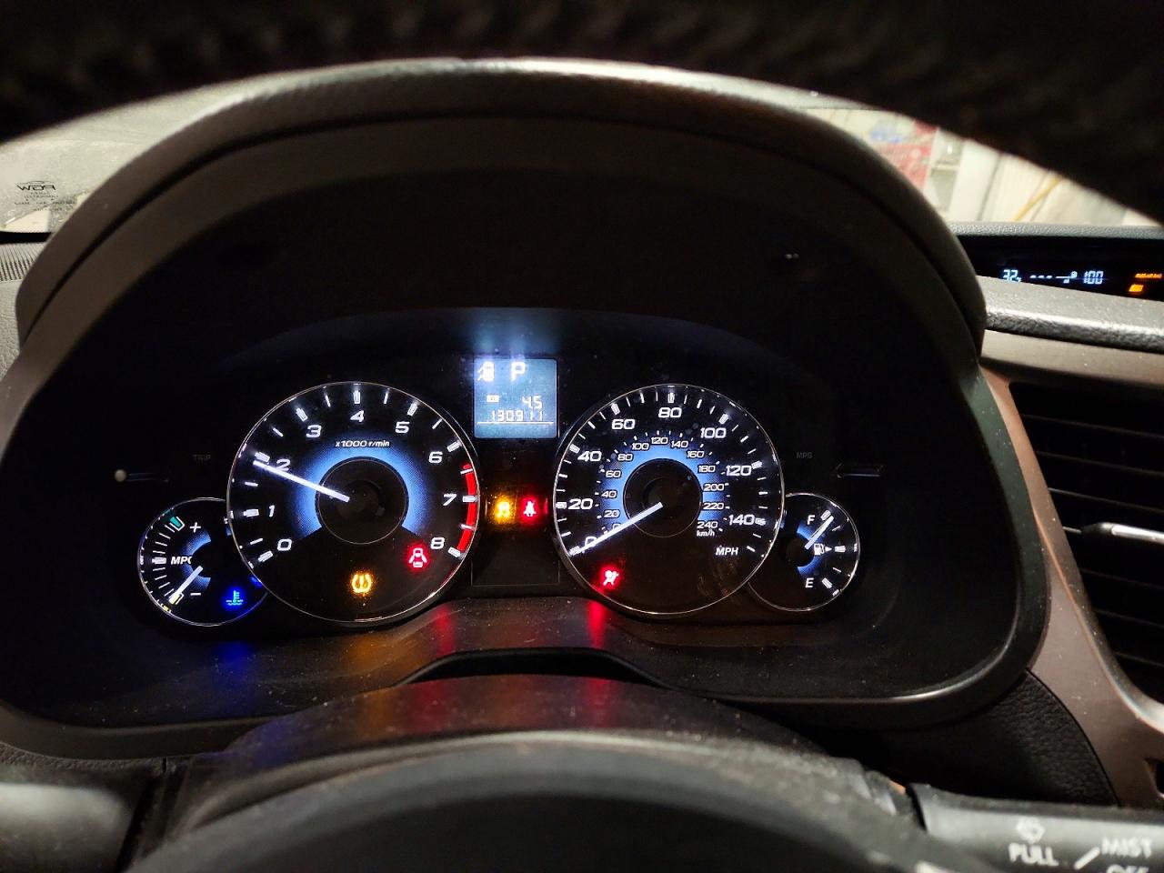 2010 SUBARU OUTBACK 2.5I PREMIUM photo 9
