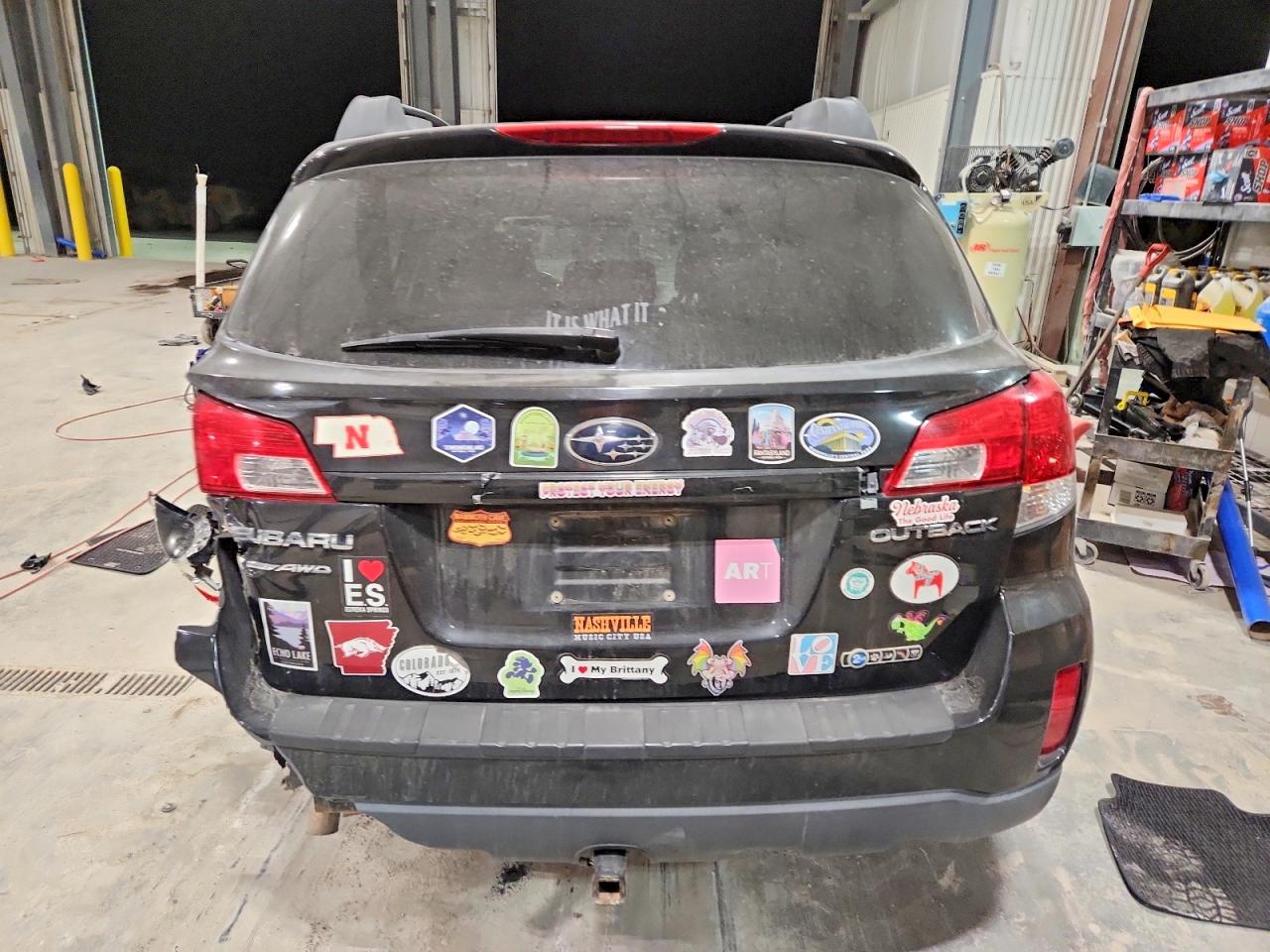 2010 SUBARU OUTBACK 2.5I PREMIUM photo 6