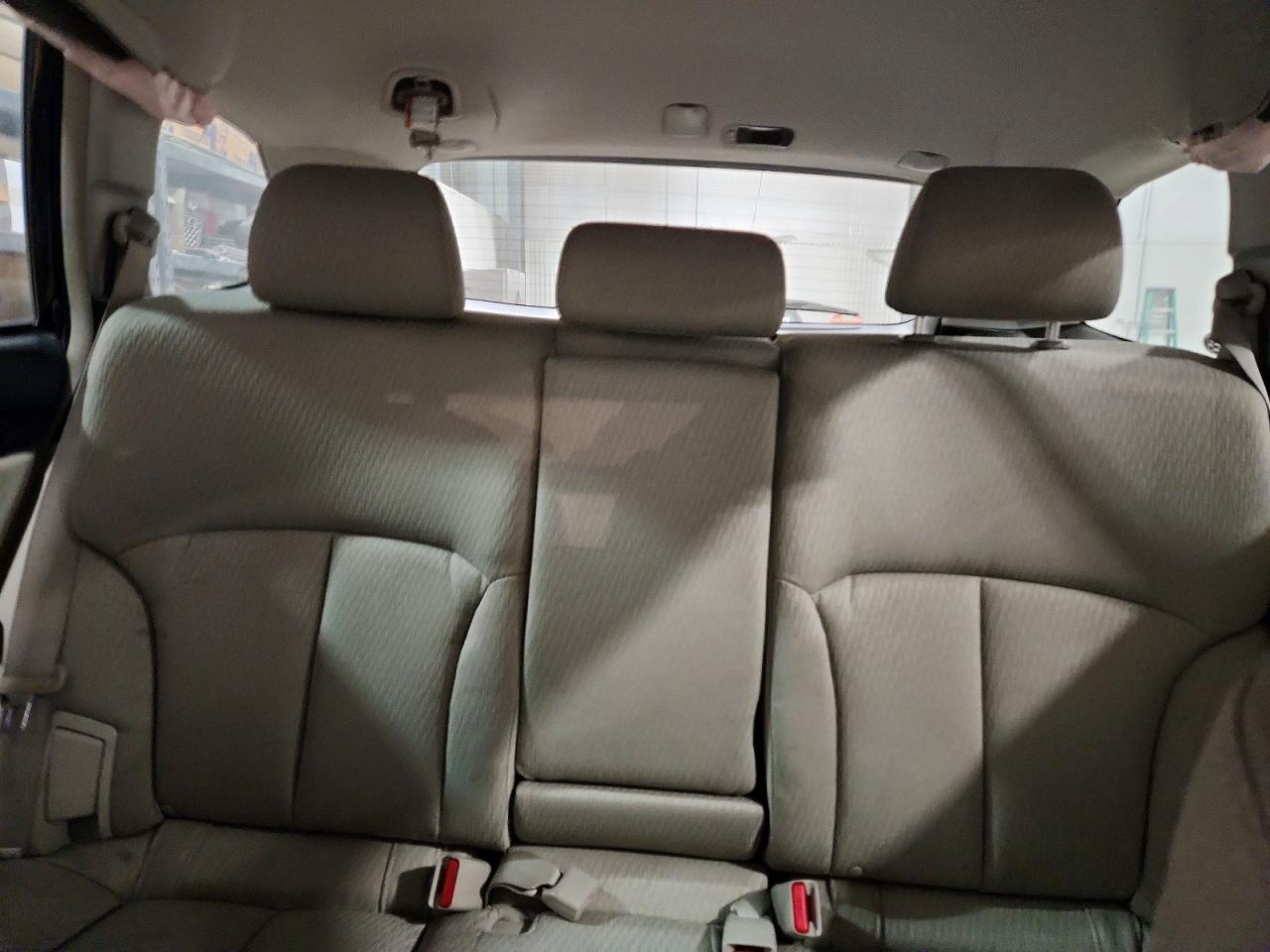 2010 SUBARU OUTBACK 2.5I PREMIUM photo 10