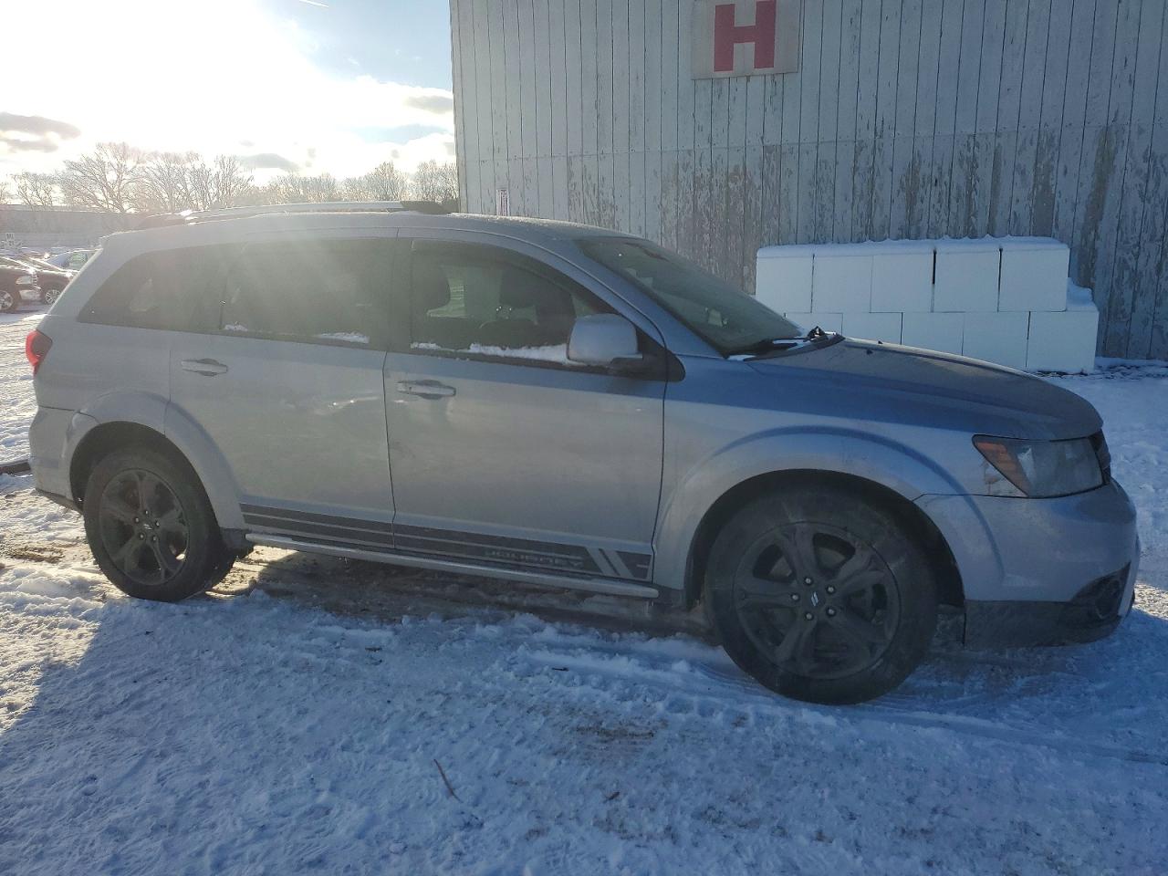 2018 DODGE JOURNEY CROSSROAD photo 4