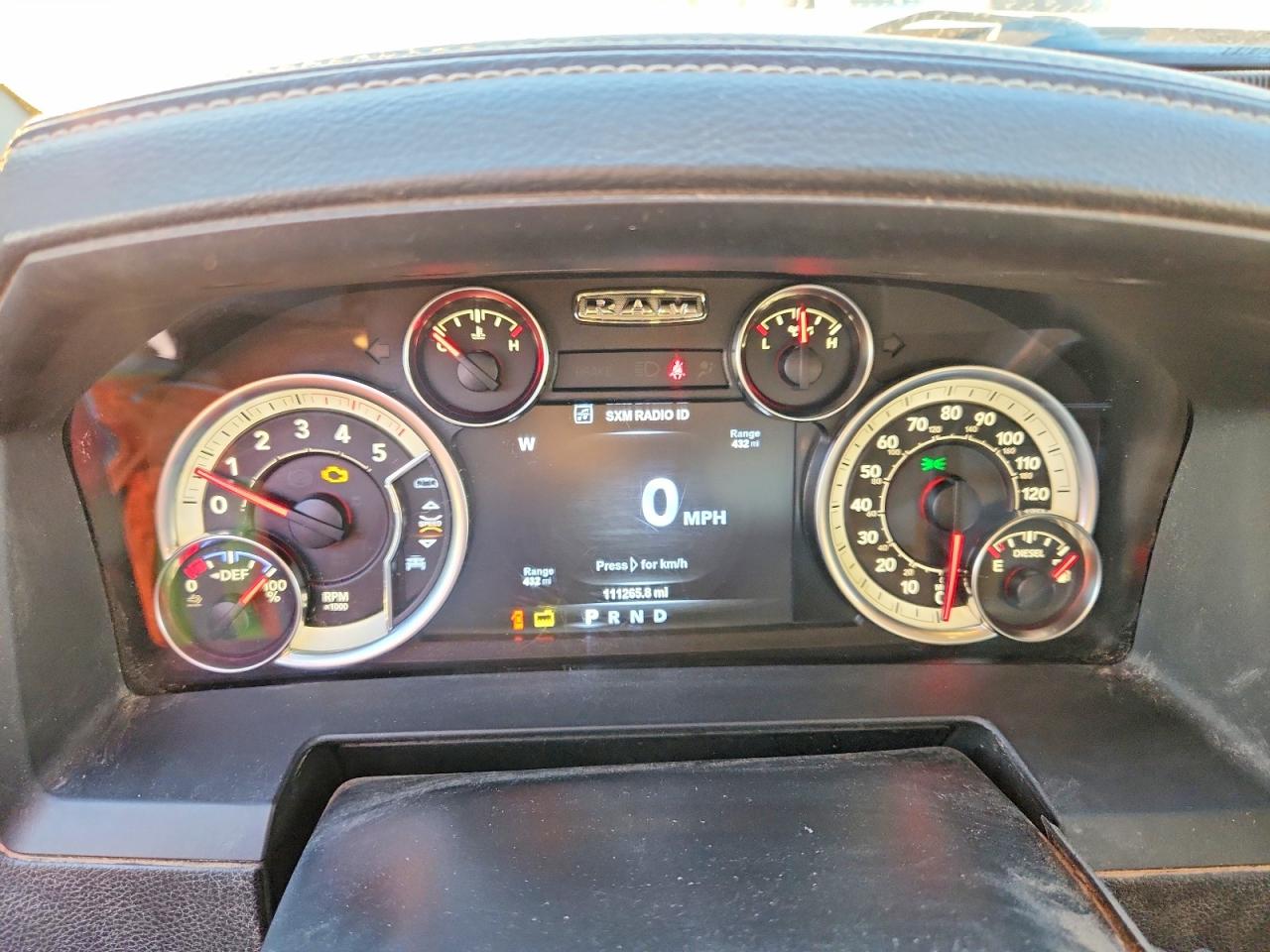 2018 RAM 3500 LARAMIE photo 17