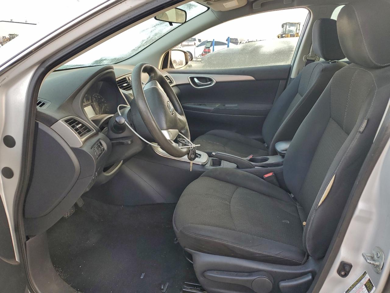 2014 NISSAN SENTRA S photo 7