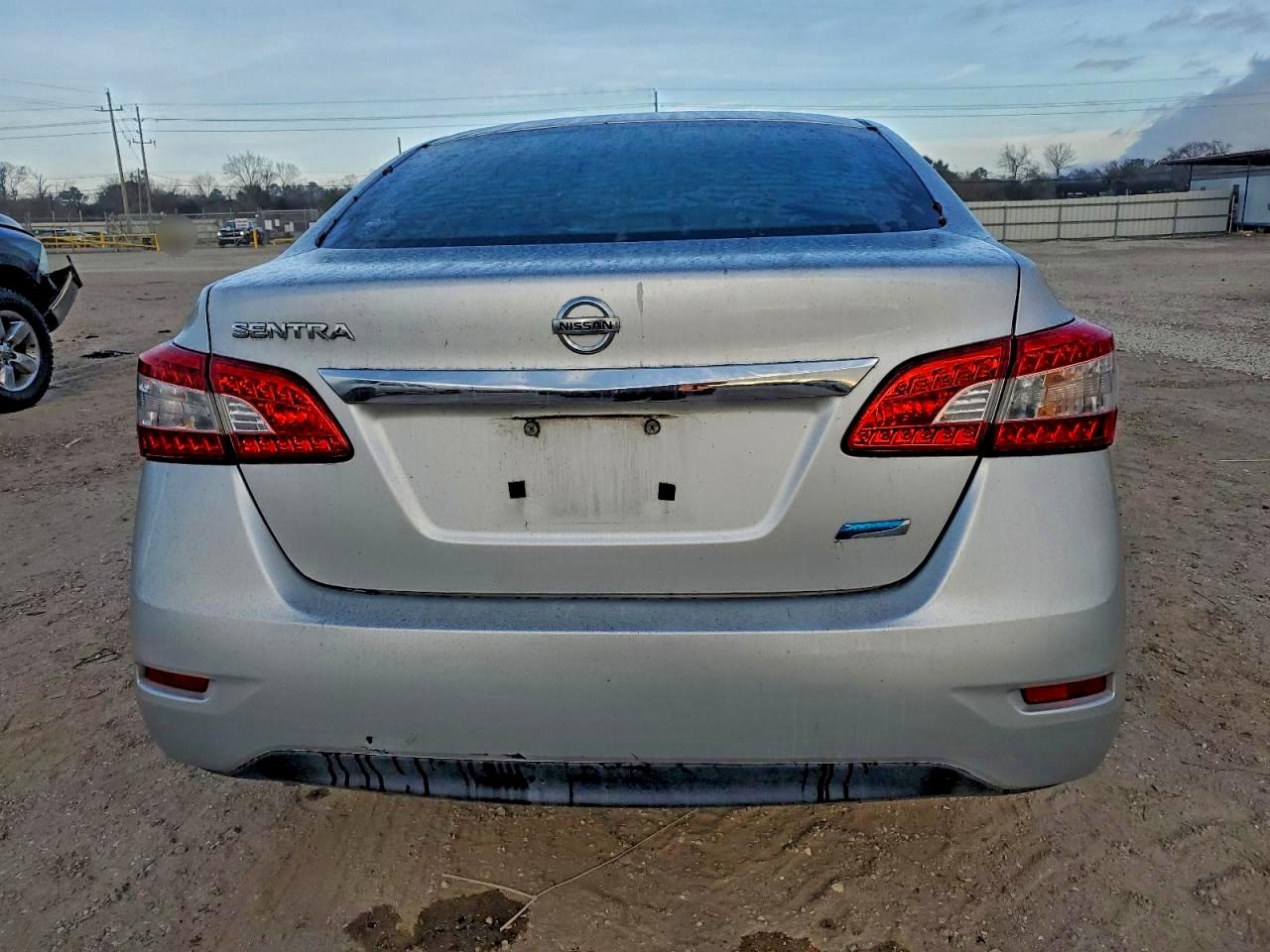 2014 NISSAN SENTRA S photo 6