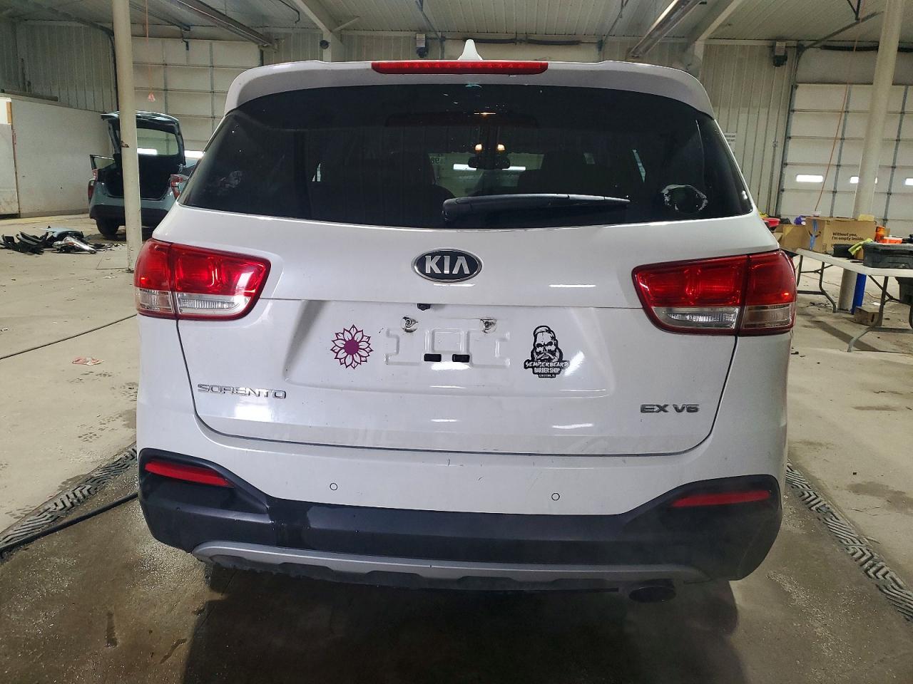 2016 KIA SORENTO EX photo 6