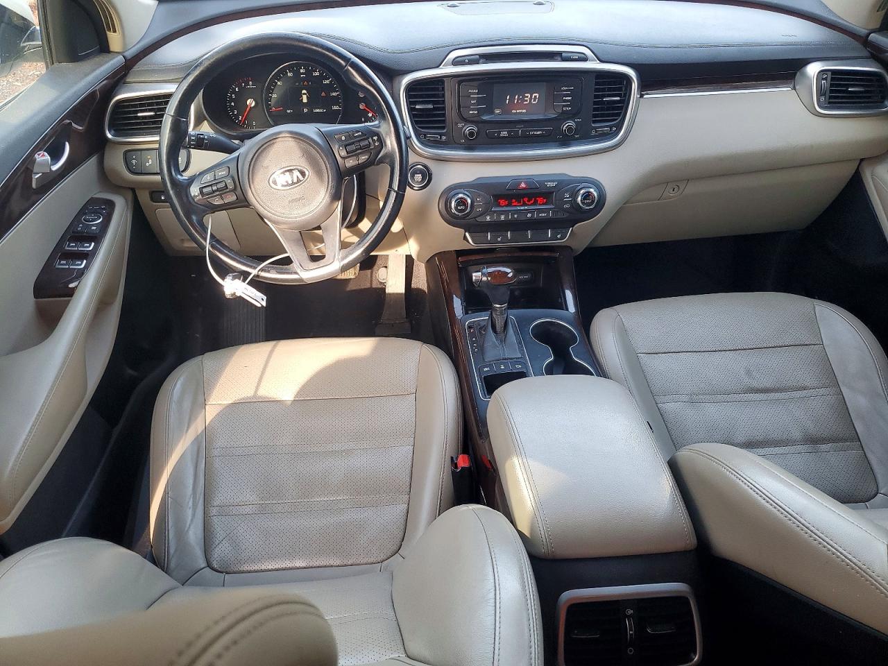 2016 KIA SORENTO EX photo 8