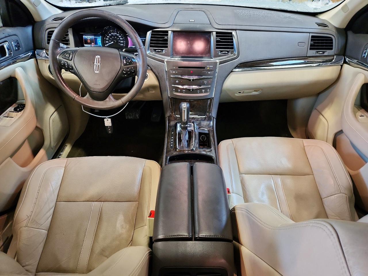 2014 LINCOLN MKS photo 8