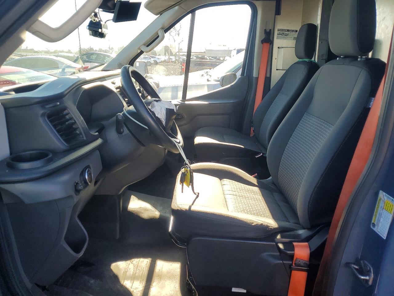2020 FORD TRANSIT 250 DELIVERY VAN photo 7