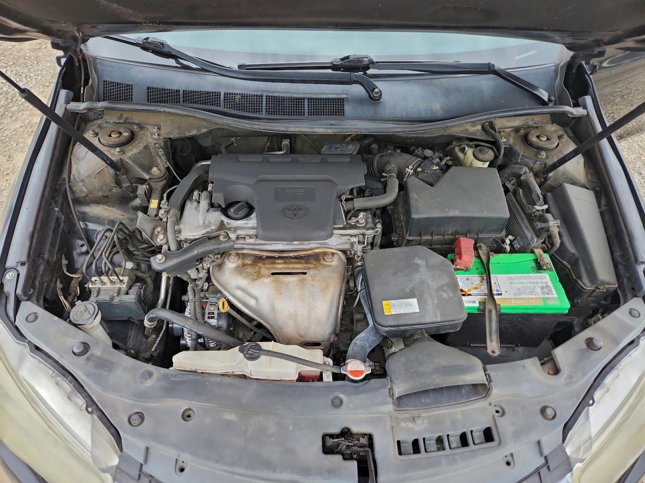 2016 TOYOTA CAMRY LE photo 11