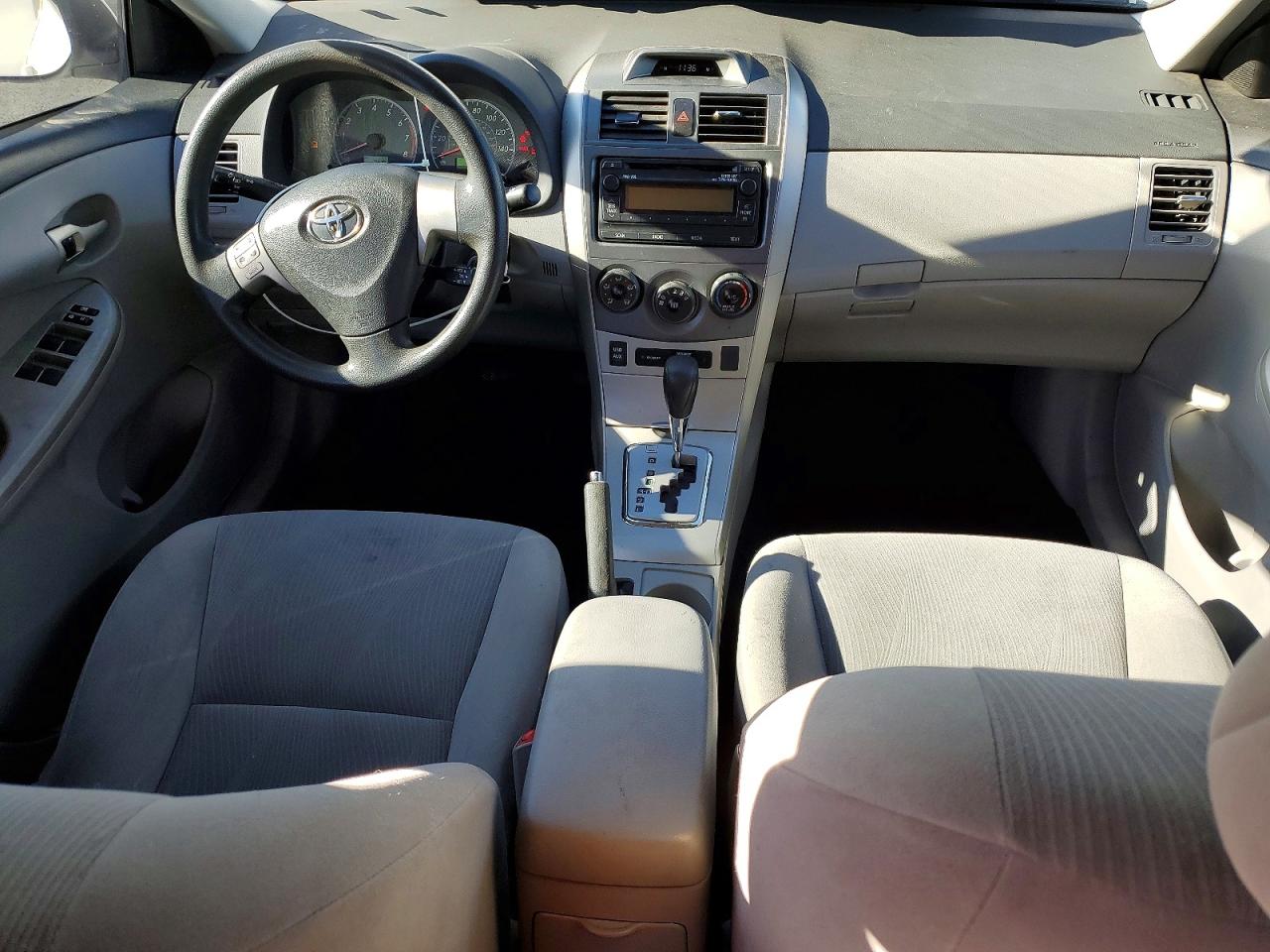 2012 TOYOTA COROLLA BASE photo 8