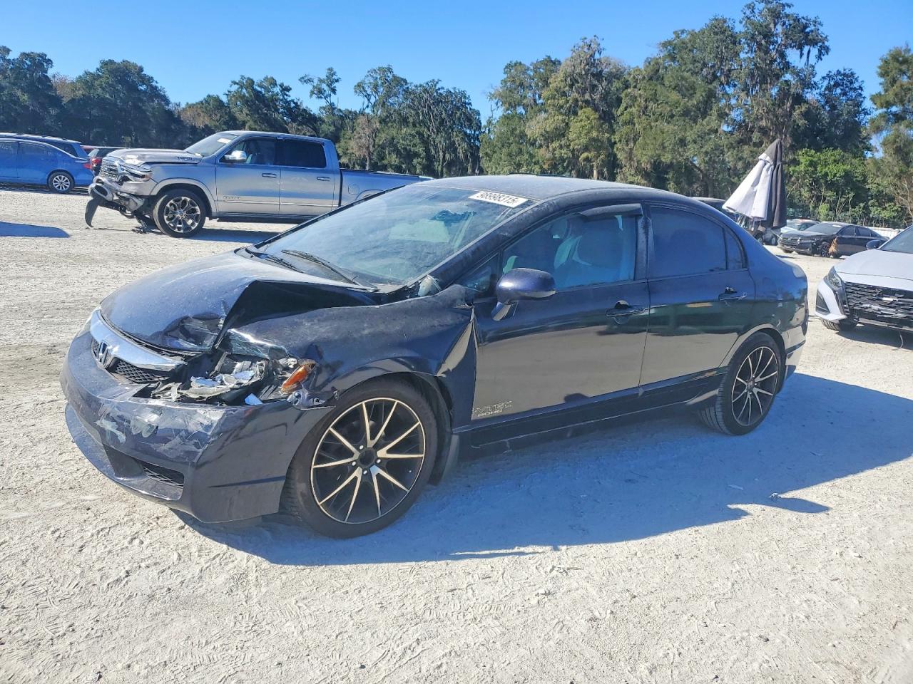 2010 HONDA CIVIC LX photo 2