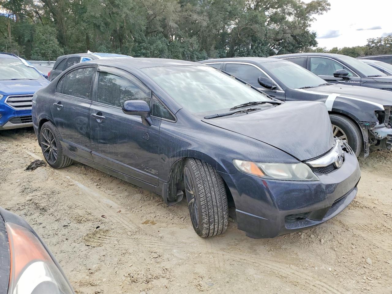 2010 HONDA CIVIC LX photo 4