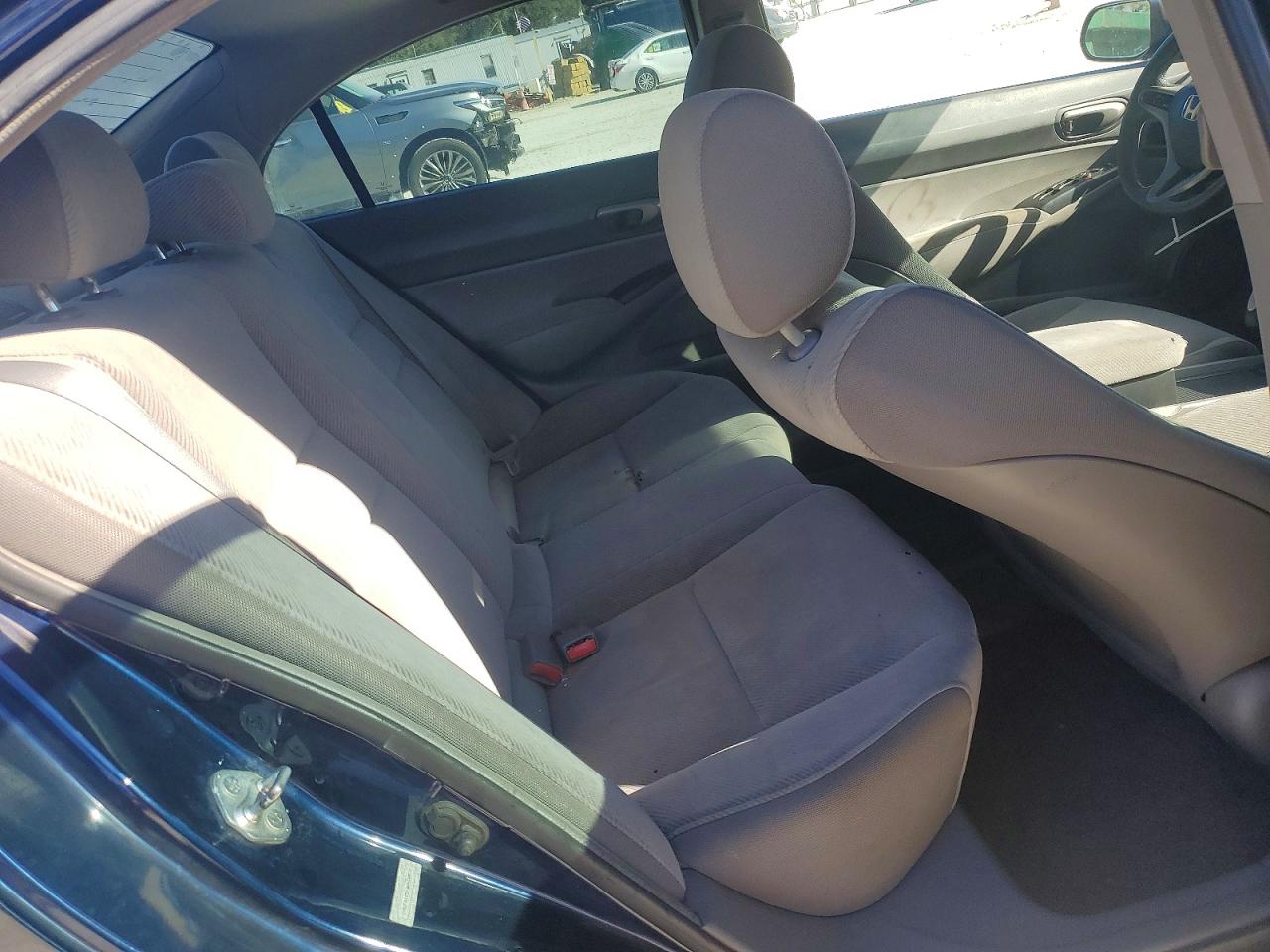 2010 HONDA CIVIC LX photo 6