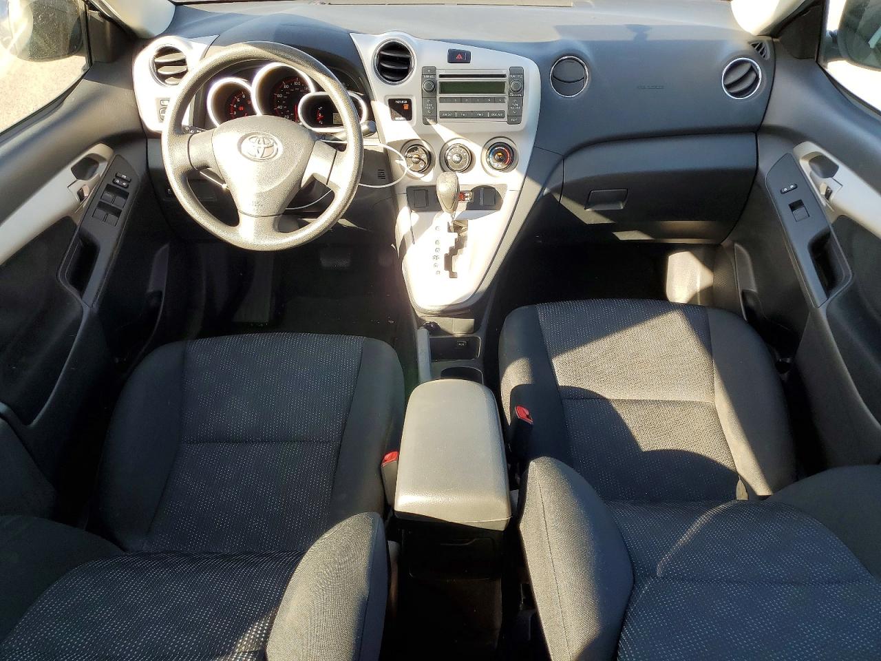 2010 TOYOTA COROLLA MATRIX photo 8