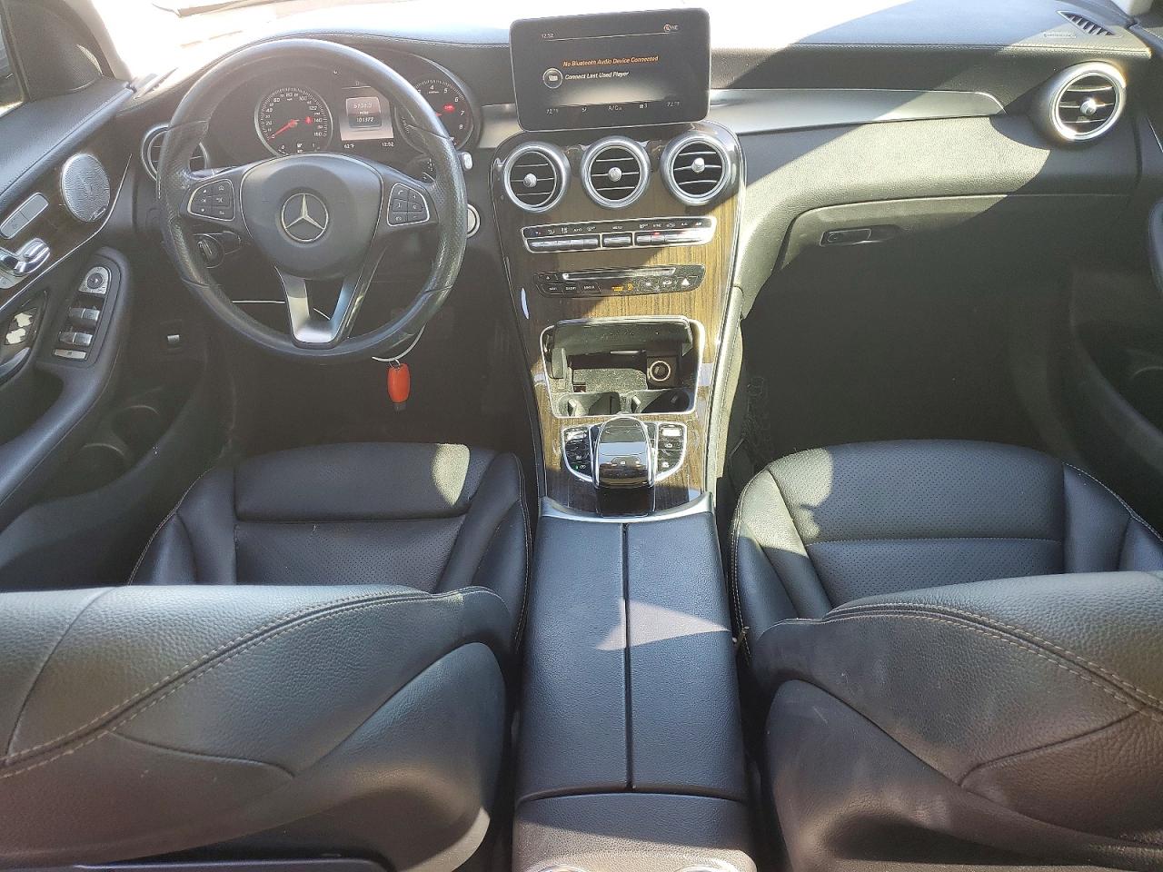 2016 MERCEDES-BENZ GLC 300 photo 8