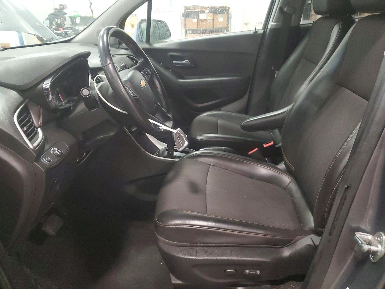 2019 CHEVROLET TRAX 1LT photo 7