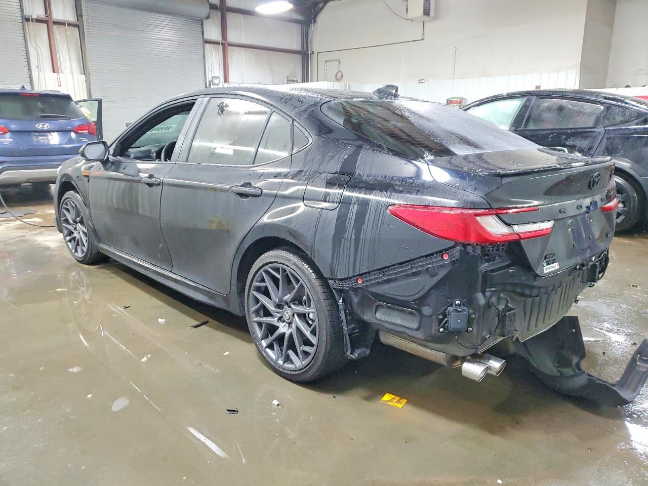 2026 TOYOTA CAMRY SE photo 2