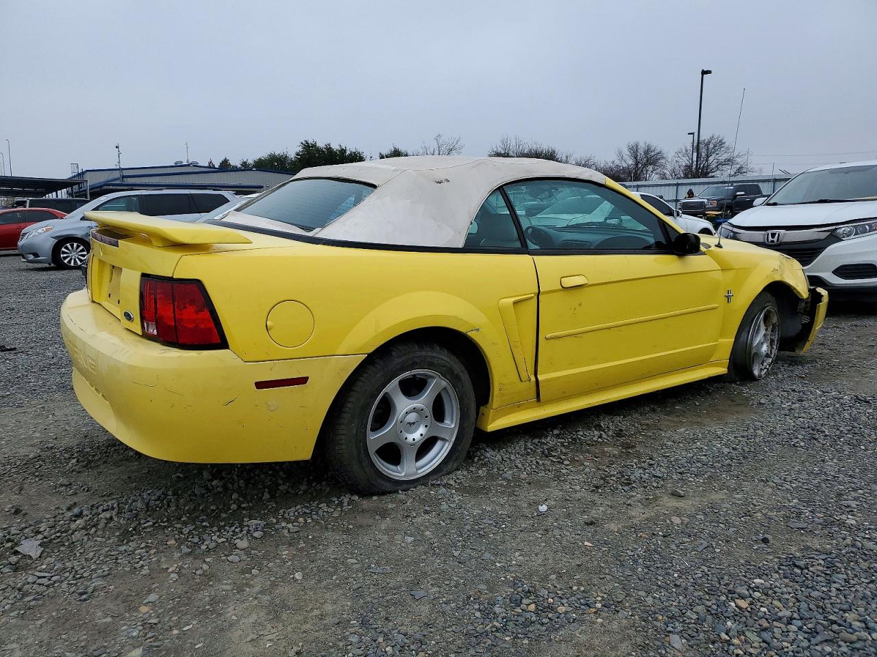 2003 FORD MUSTANG photo 3