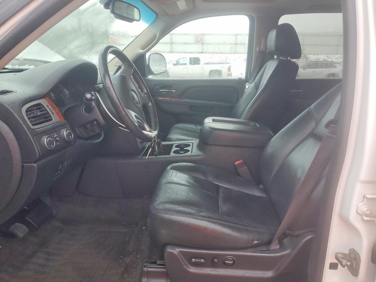 2013 GMC YUKON XL K1500 SLT photo 7