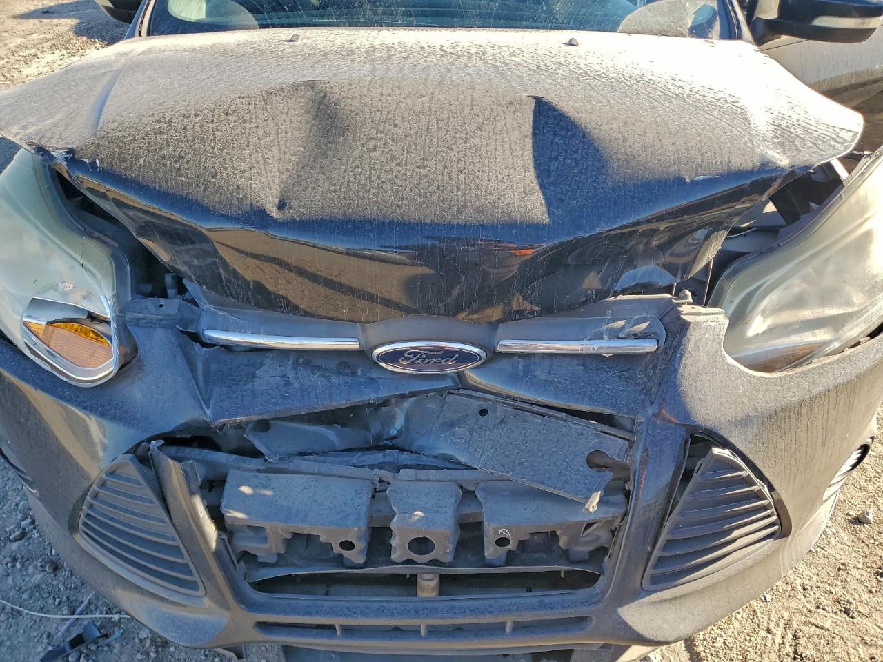 2014 FORD FOCUS SE photo 11