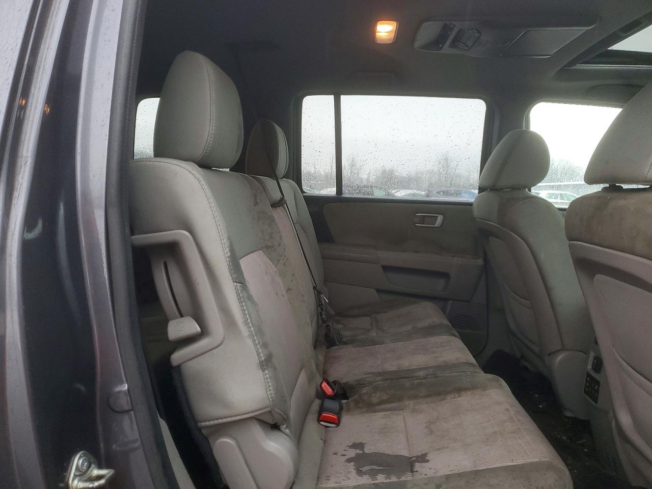 2015 HONDA PILOT photo 11