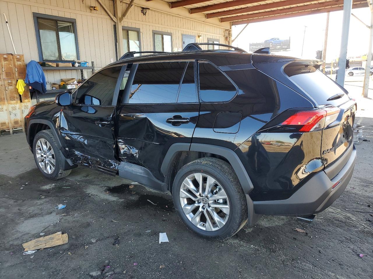 2025 TOYOTA RAV4 XLE PREMIUM photo 3