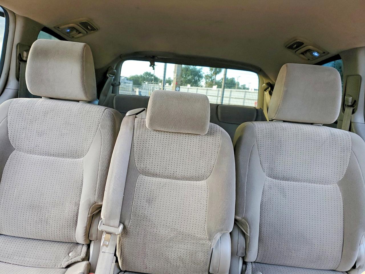 2009 TOYOTA SIENNA CE photo 10
