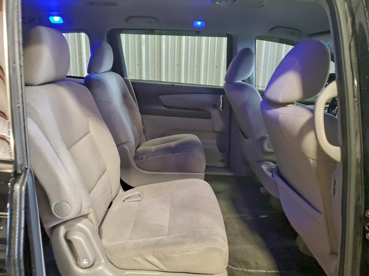 2016 HONDA ODYSSEY SE photo 11