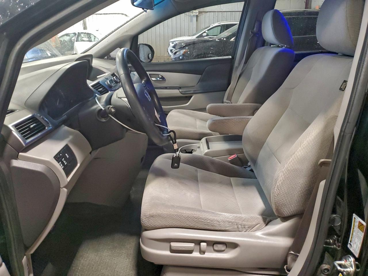 2016 HONDA ODYSSEY SE photo 7