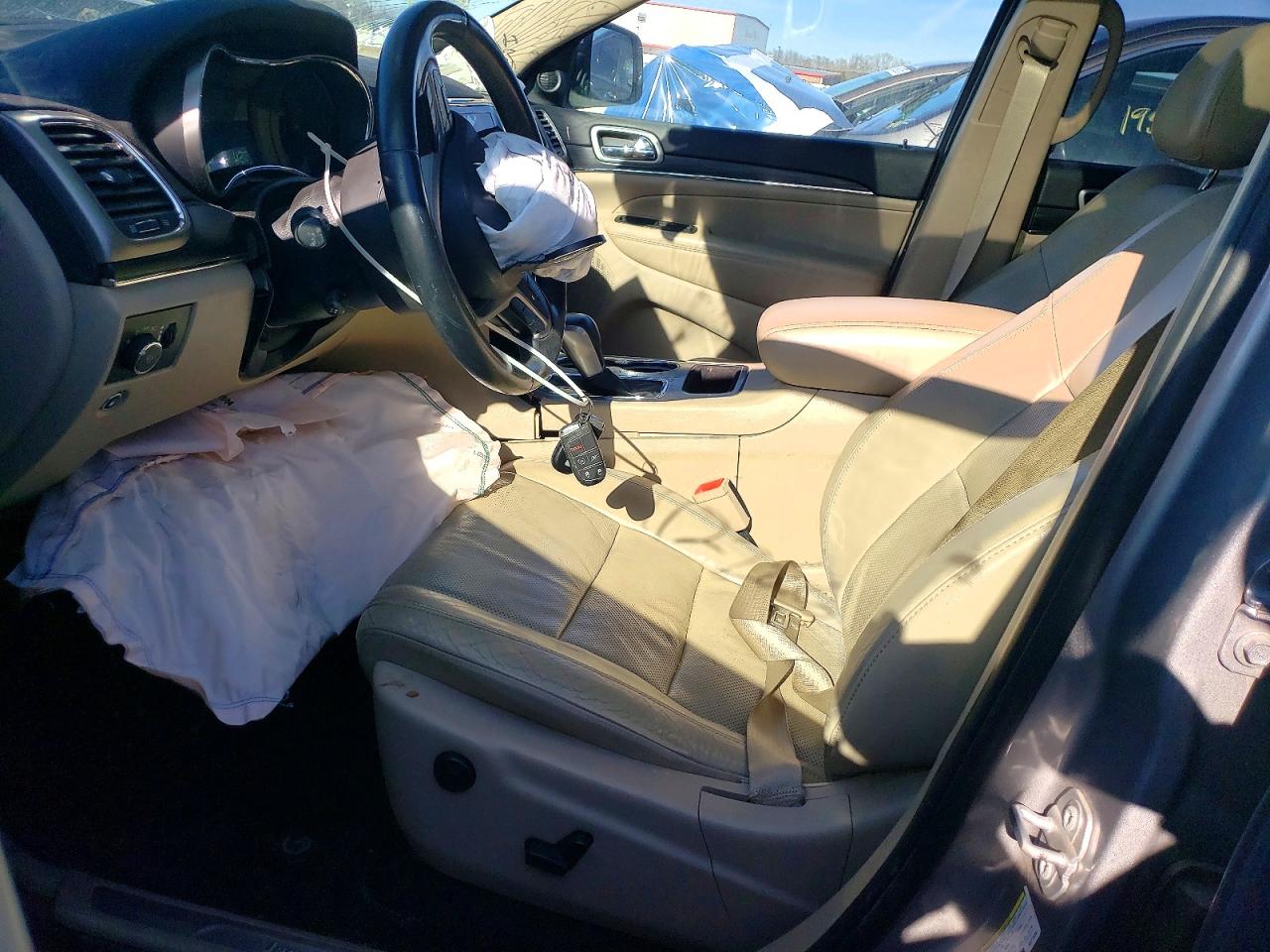 2019 JEEP GRAND CHEROKEE LIMITED photo 7